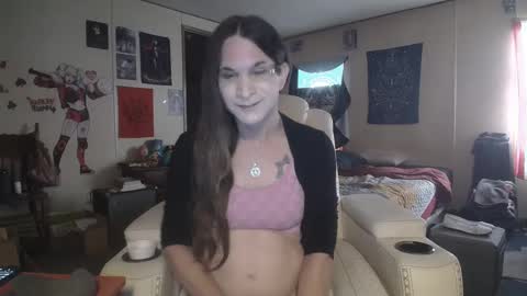 Heather Lovelace online show from 01.21.25