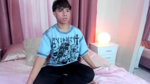 honeymoon_sariel online show from 10.26.25