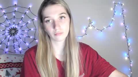 honeyveil online show from 11.28.25