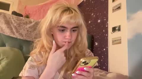 Emi Rose online show from 12.15.24