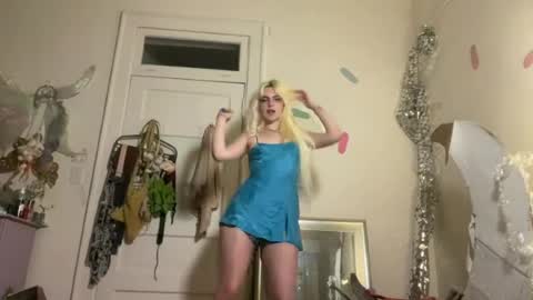 Snapshot of honeyxlimbed chatting on 07.07.26 Emi Rose online show from 07.07.26