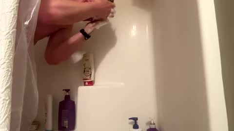 hookedonphonics105 online show from 11.02.25