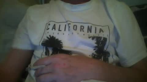 Snapshot of hooper37 chatting on 01.06.25 Hooper39 online show from 01.06.25