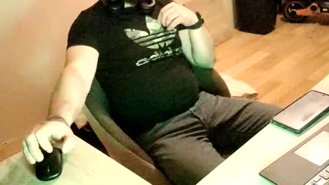 Snapshot of hoops891 chatting on 11.15.25 Hoops891 online show from 11.15.25