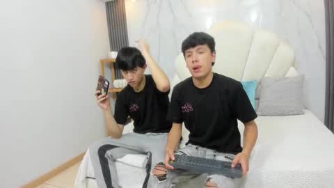 hoot_booys_ online show from 01.31.26