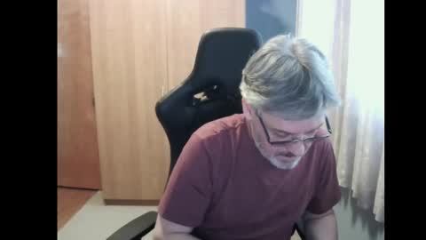 Snapshot of horndoggyx1 chatting on 02.14.25 horndoggy online show from 02.14.25