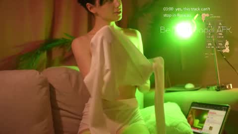 Horney Jozy online show from 04.10.26