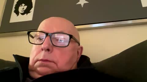 Snapshot of horny_147 chatting on 03.22.26 Cum suck Me off online show from 03.22.26