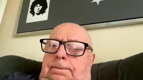 Snapshot of horny_147 chatting on 03.24.26 Cum suck Me off online show from 03.24.26