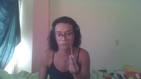 Snapshot of horny_brii chatting on 06.17.26 horny_brii online show from 06.17.26