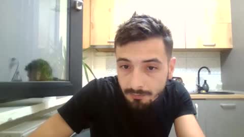 Snapshot of horny_couple9600 chatting on 09.21.25 horny_couple9600 online show from 09.21.25