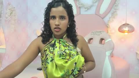 Snapshot of horny_curlss chatting on 06.04.26 Horny Curls online show from 06.04.26