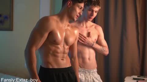 Extaz Athrey Howard online show from 01.22.25