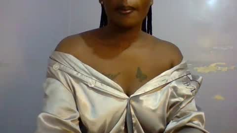 Snapshot of horny_hearts chatting on 06.14.26 phanice online show from 06.14.26
