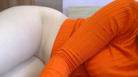 Snapshot of horny_hey chatting on 02.21.25 Serena online show from 02.21.25
