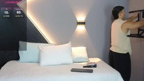 horny_nick18 online show from 02.10.26