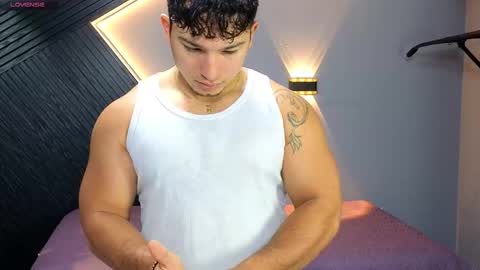 horny_nick18 online show from 02.27.26