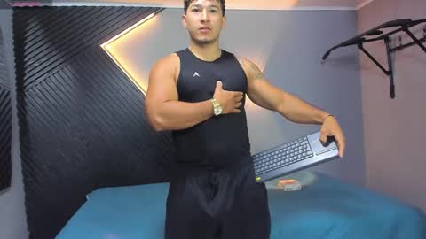 horny_nick18 online show from 03.21.26