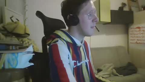 Snapshot of horny_pole chatting on 12.04.24 horny_pole online show from 12.04.24