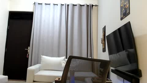 Snapshot of horny_princcess chatting on 07.17.26 horny_princcess online show from 07.17.26
