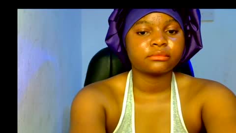 Snapshot of horny_slut0 chatting on 03.25.26 Thelma online show from 03.25.26