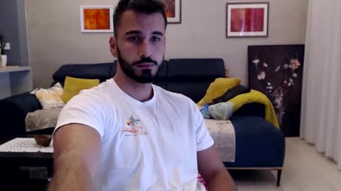 Snapshot of hornyasfuckk33 chatting on 10.31.25 hornyasfuckk33 online show from 10.31.25