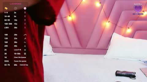 Khloe  online show from 03.09.26