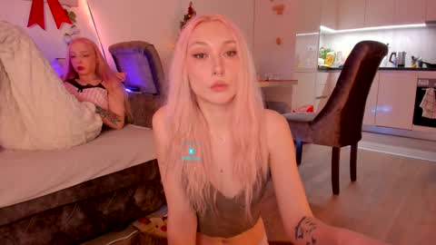 Alex and Rosie online show from 01.02.25