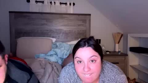 BellaBrianx online show from 10.17.25