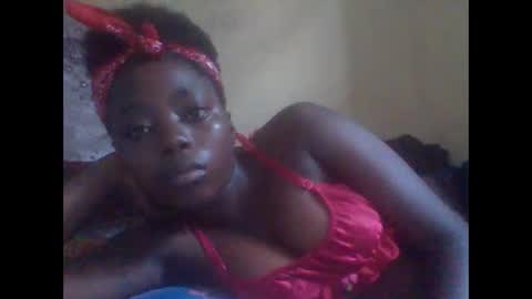 hornygal001 online show from 12.13.24