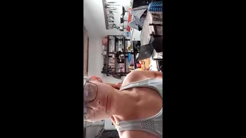 Nix  D online show from 11.05.25