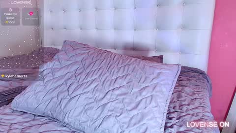 Valentina  online show from 12.28.24