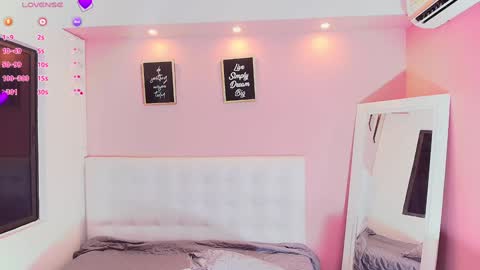 Valentina  online show from 01.17.25