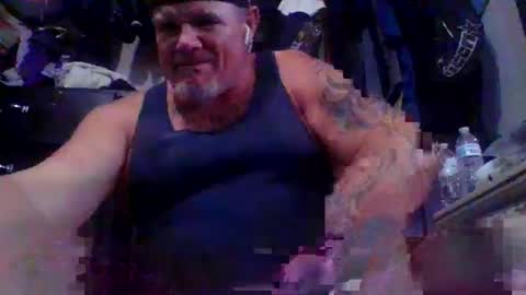 hornyhungwhiteboy4u269 online show from 10.06.25