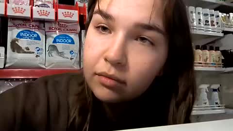 Snapshot of hornykitty_x chatting on 11.07.25 Alisa and Mike online show from 11.07.25