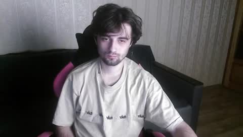 Snapshot of hornymorni chatting on 11.10.25 fergus online show from 11.10.25