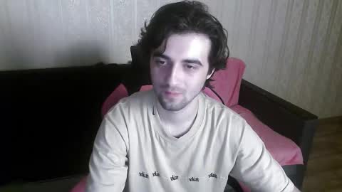 Snapshot of hornymorni chatting on 11.24.25 fergus online show from 11.24.25