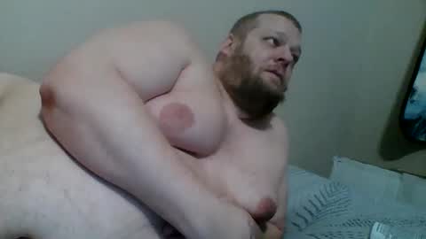 Snapshot of hornynccascade chatting on 04.19.26 hornynccascade online show from 04.19.26