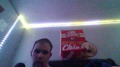 Snapshot of hornypierceddad chatting on 03.02.26 hornypierceddad online show from 03.02.26