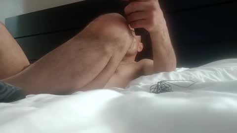 Snapshot of hornysaint310 chatting on 03.08.25 hornysaint310 online show from 03.08.25