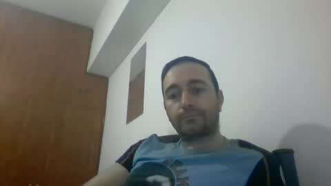 Snapshot of hornysnake69 chatting on 02.19.25 hornysnake69 online show from 02.19.25