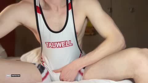 Snapshot of hornytwunk01 chatting on 03.09.26 hornytwunk01 online show from 03.09.26