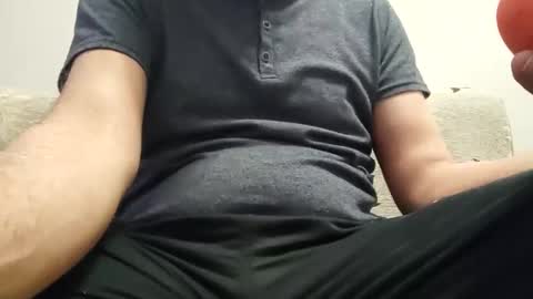 Snapshot of hot75_man chatting on 10.30.25 hot75_man online show from 10.30.25