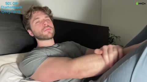 Snapshot of hot8pack01 chatting on 01.20.25 Edward aka Wolf online show from 01.20.25