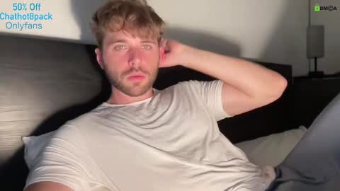 Snapshot of hot8pack01 chatting on 09.09.25 Edward aka Wolf online show from 09.09.25