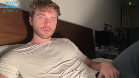 Edward aka Wolf online show from 12.18.25