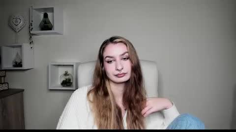 NINA online show from 10.28.25