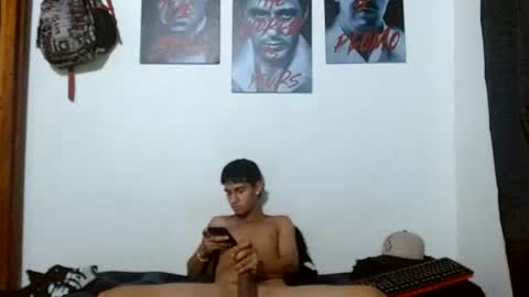 Snapshot of hot__mechanic chatting on 06.18.26 hot__mechanic online show from 06.18.26