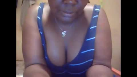 Snapshot of hot_alynn chatting on 09.13.25 ALLYN online show from 09.13.25