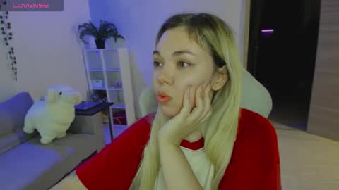   online show from 12.20.25